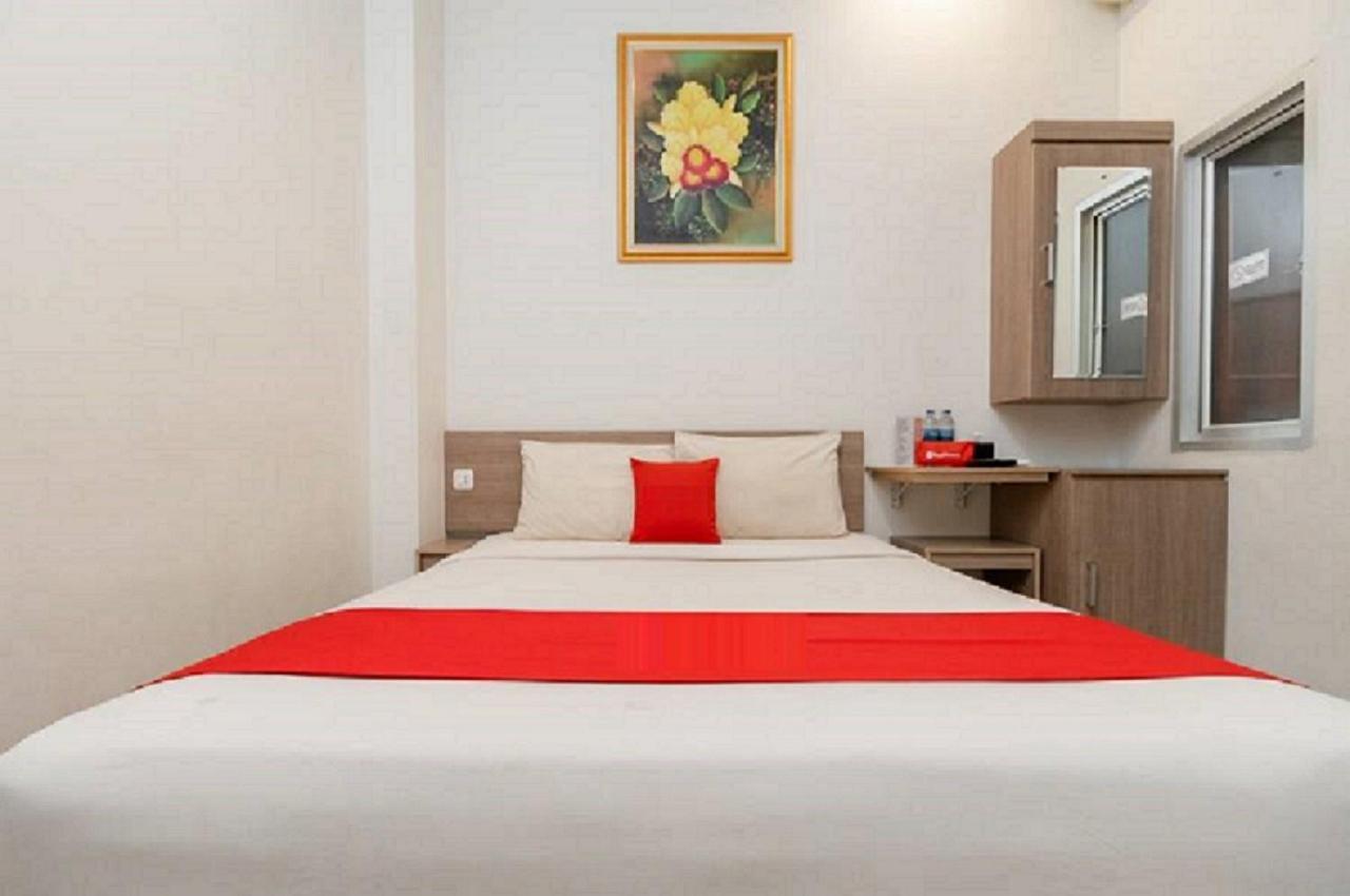 פאלמבאנג Hotel Domino מראה חיצוני תמונה